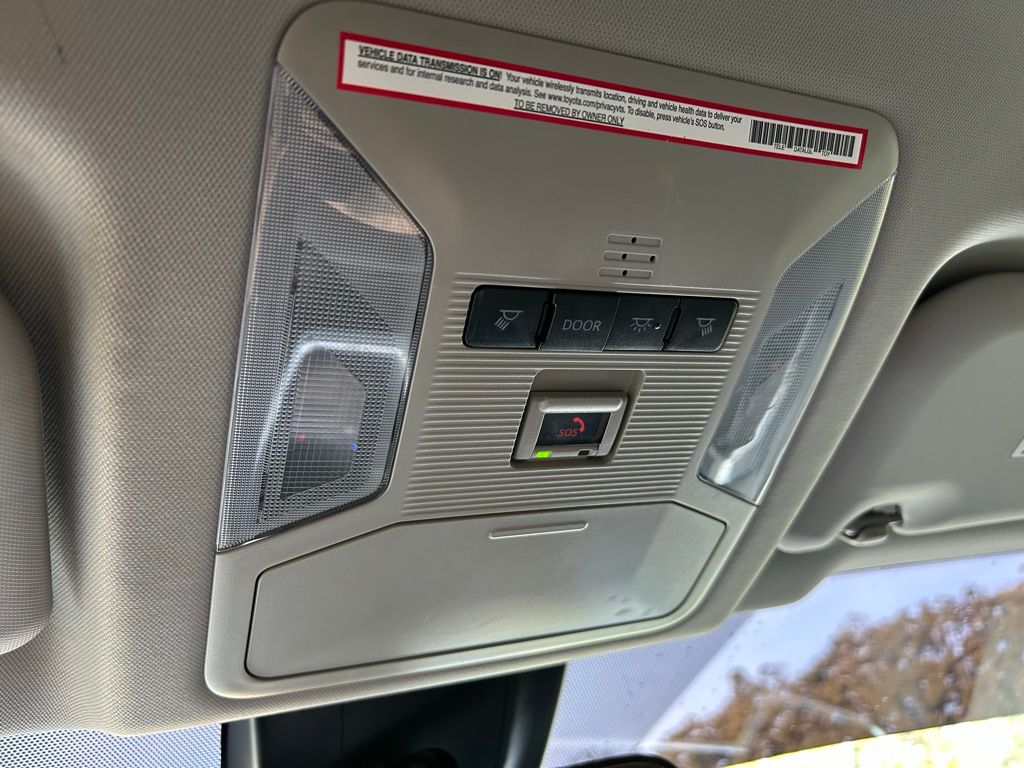 Thumbnail: 2023 Toyota RAV4 - 27