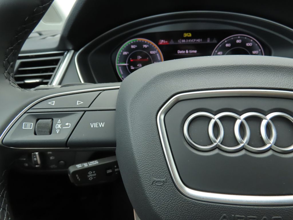 2025 Audi Q5  11