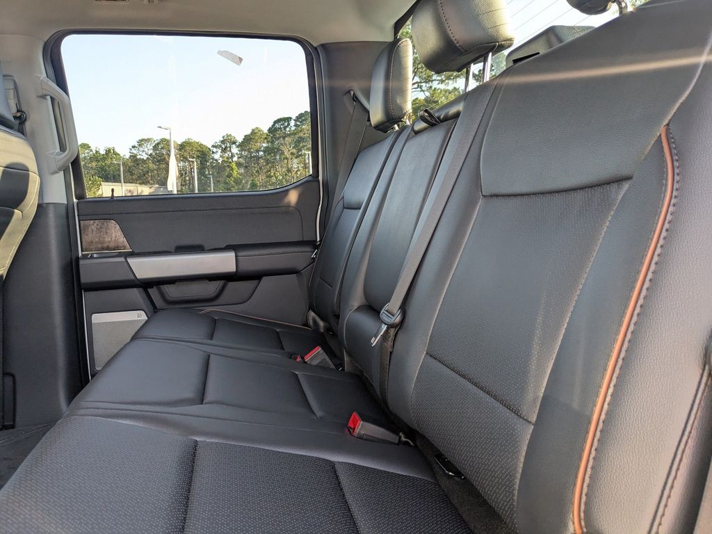 2025 Ford F-250 Super Duty Lariat