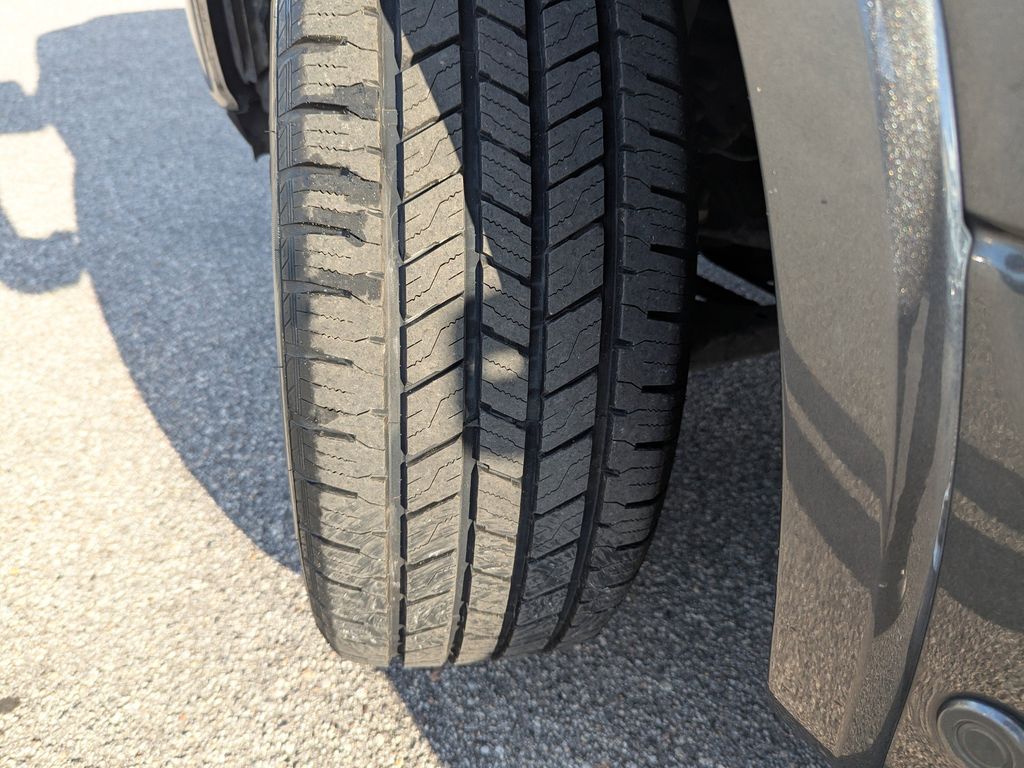 used 2019 Ford F-150 car, priced at $22,794