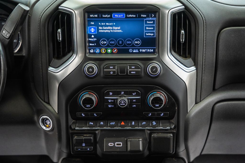 ChevroletSilverado 150024
