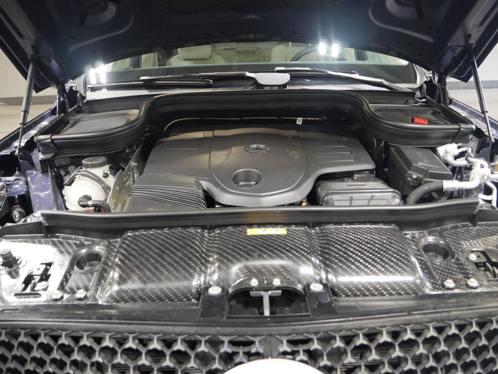 Thumbnail: 2026 Mercedes-Benz GLE - 11