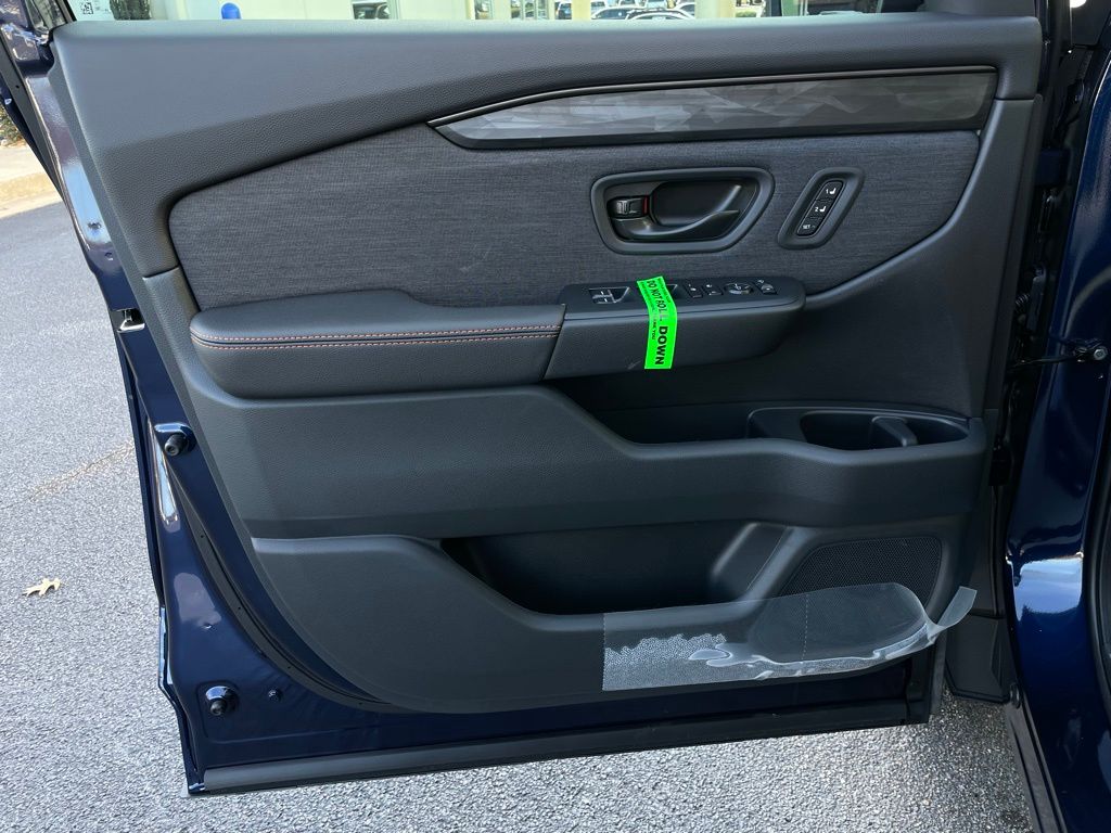 Thumbnail: 2026 Honda Passport - 24