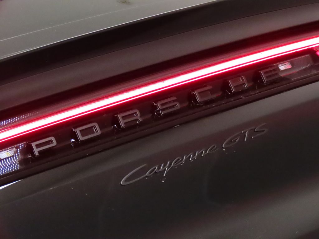 Thumbnail: 2026 Porsche  - 12