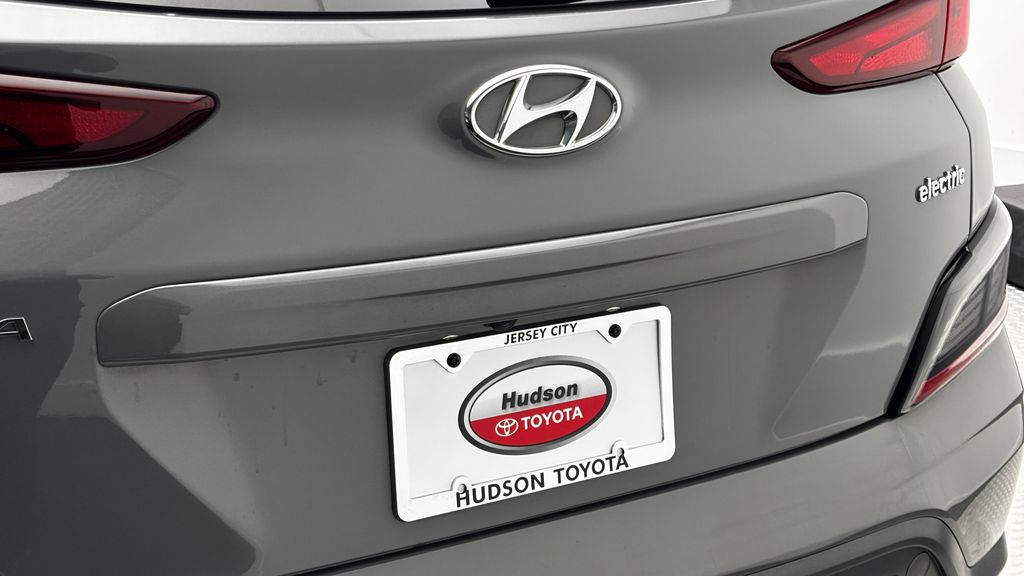 Thumbnail: 2023 Hyundai Kona - 8