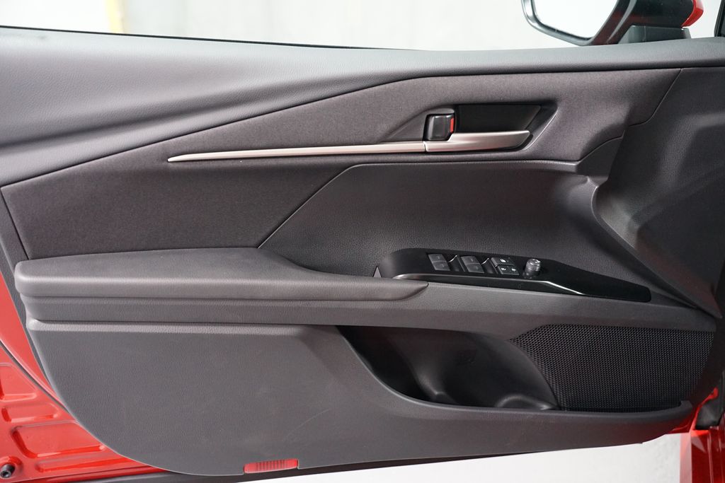 Thumbnail: 2025 Toyota Camry - 30