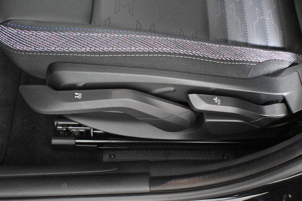 Thumbnail: 2026 MINI Cooper - 23