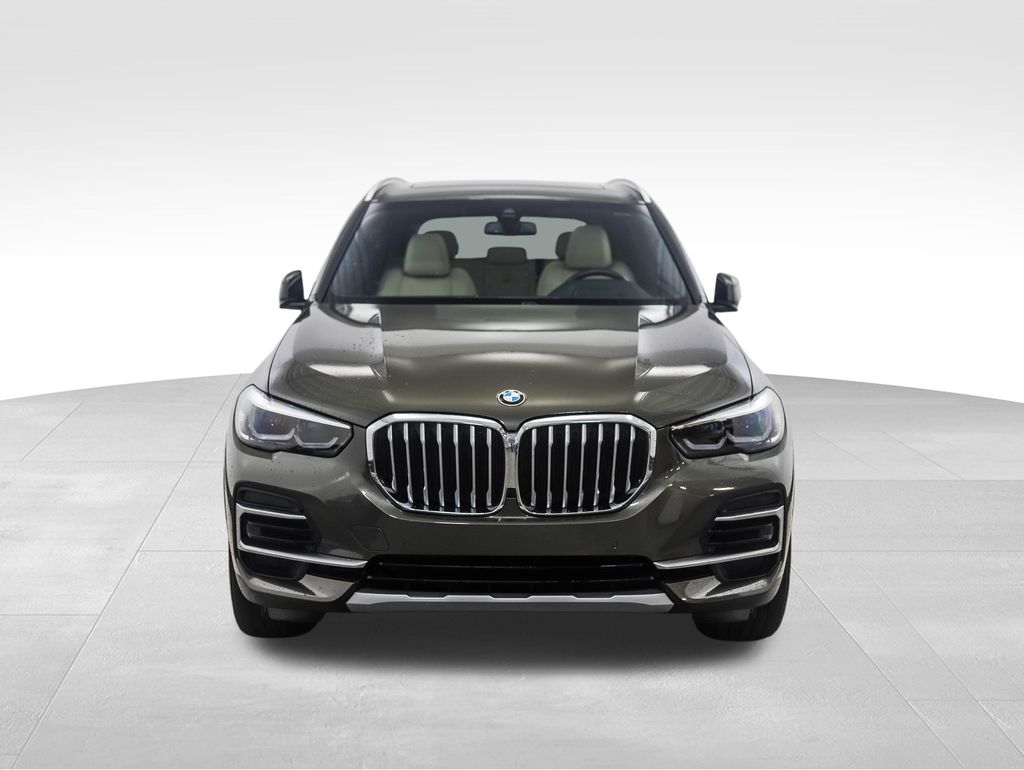 2022 BMW X5 xDrive40i 8