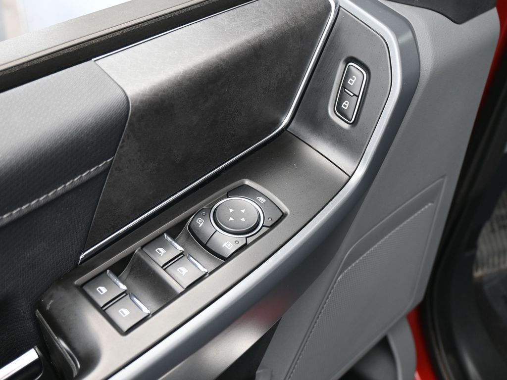 Used 2024 Red Metallic Ford XLT image 17