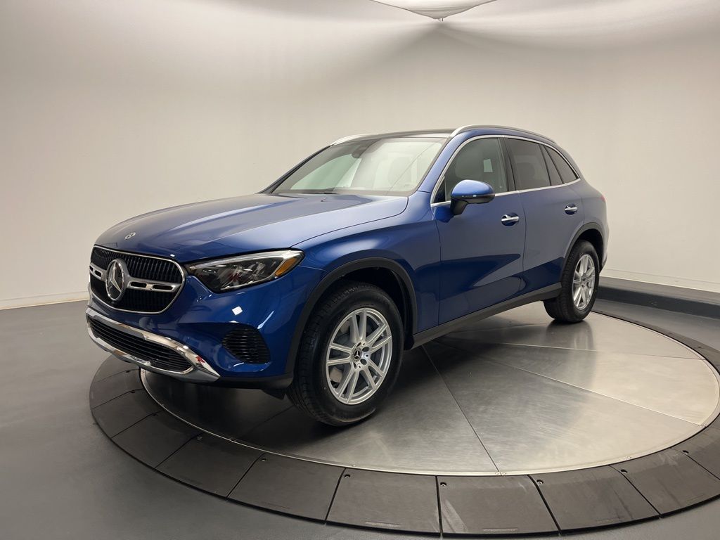 Thumbnail: 2026 Mercedes-Benz GLC - 3