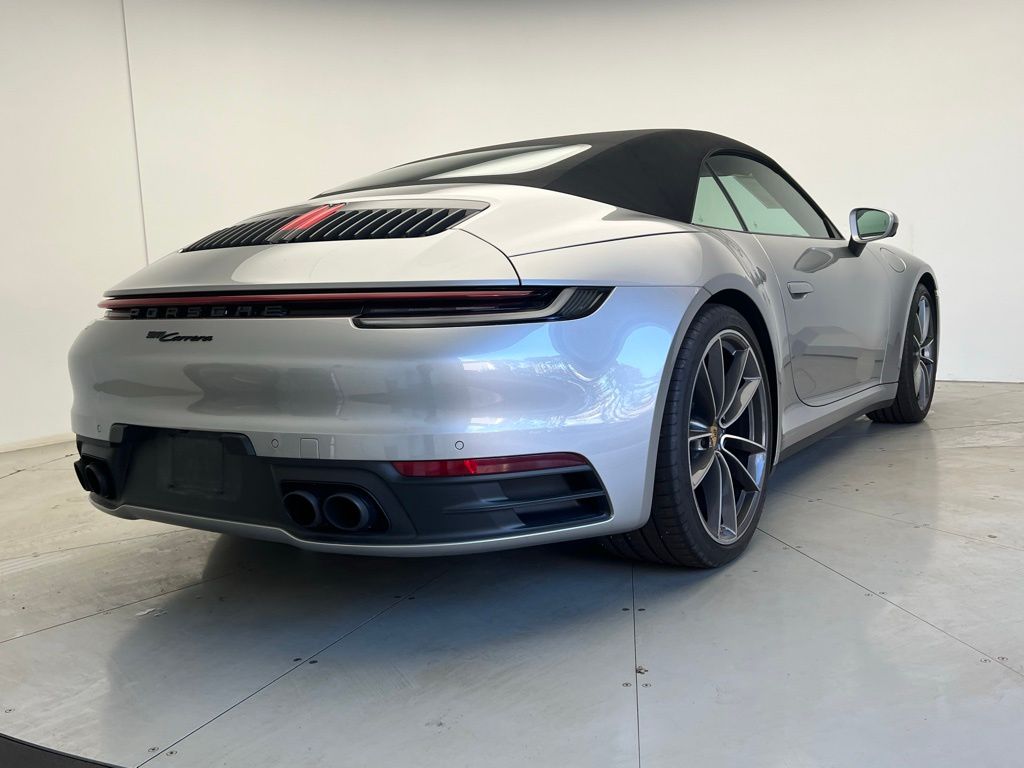 Thumbnail: 2021 Porsche 911 - 32