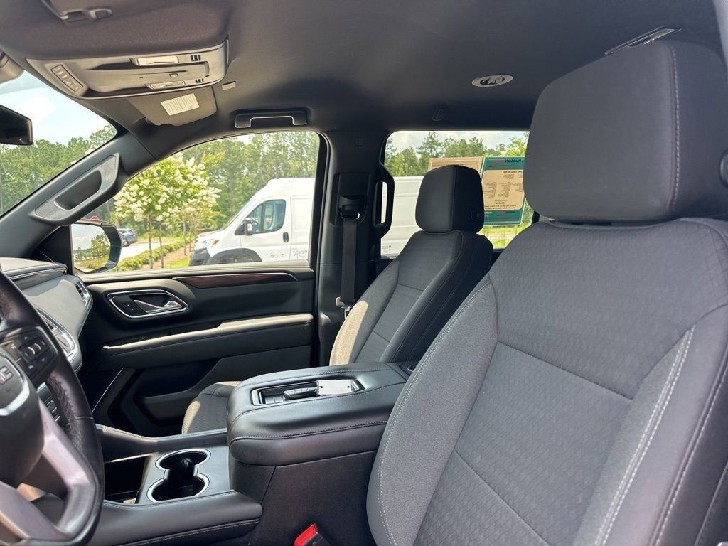 2022 Onyx Black GMC Yukon XL SLE 4X4 SUV