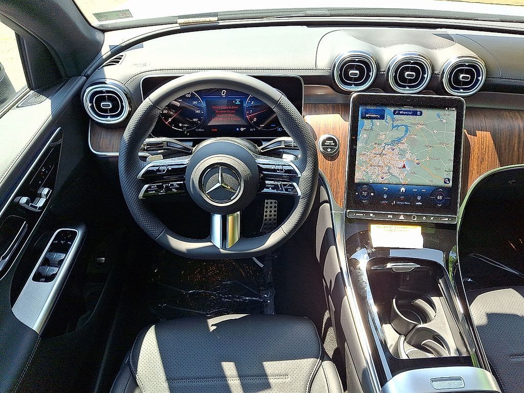 Thumbnail: 2025 Mercedes-Benz GLC - 8