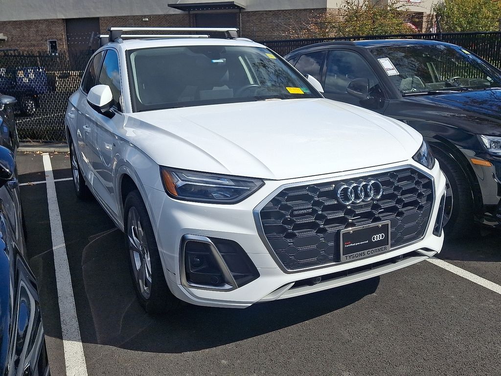 Thumbnail: 2022 Audi Q5 - 3