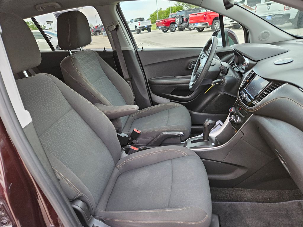 Used 2020 Chevrolet Trax SUV