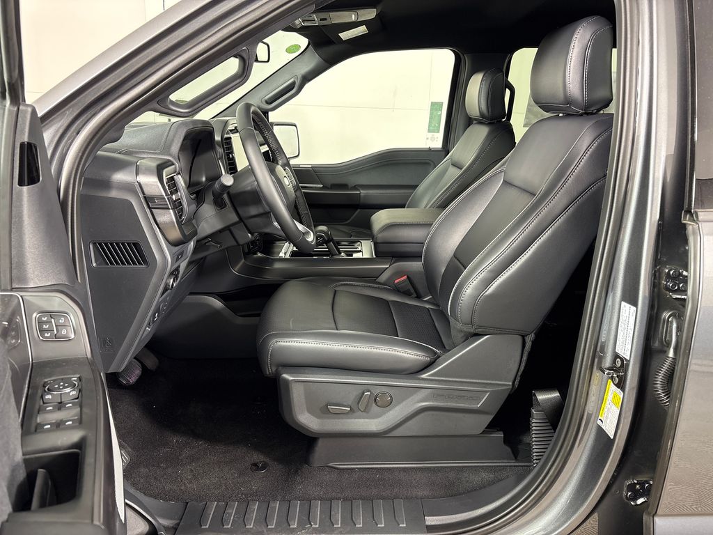 New 2026 Gray Ford Lariat image 31
