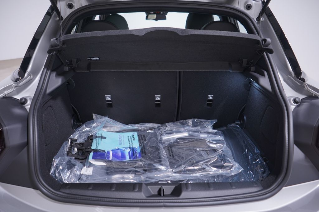 Thumbnail: 2026 MINI Cooper - 18