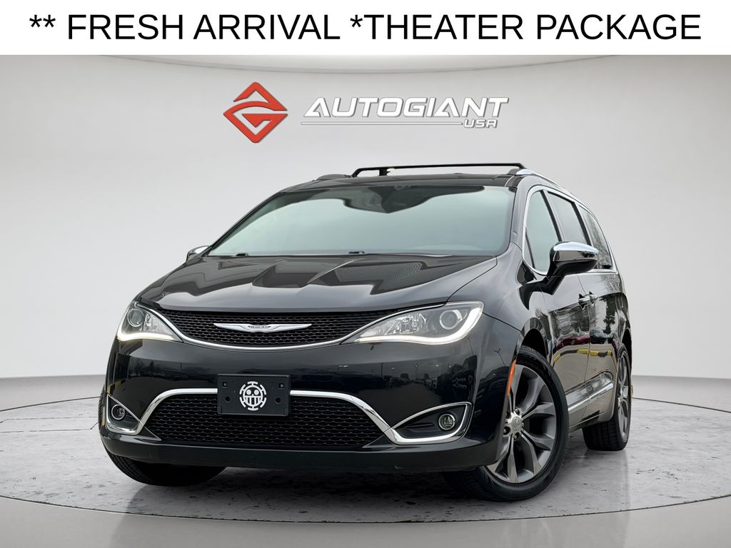 2017 Chrysler Pacifica Limited FWD
