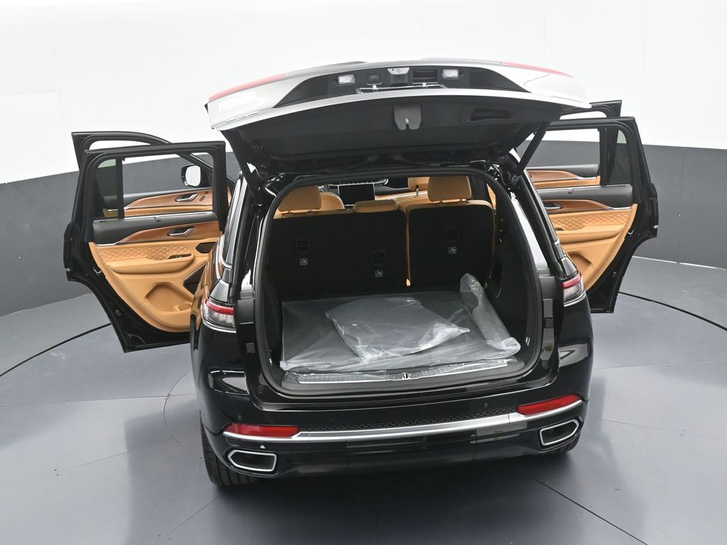 New 2025 Diamond Black Crystal Pearlcoat Jeep Summit image 71