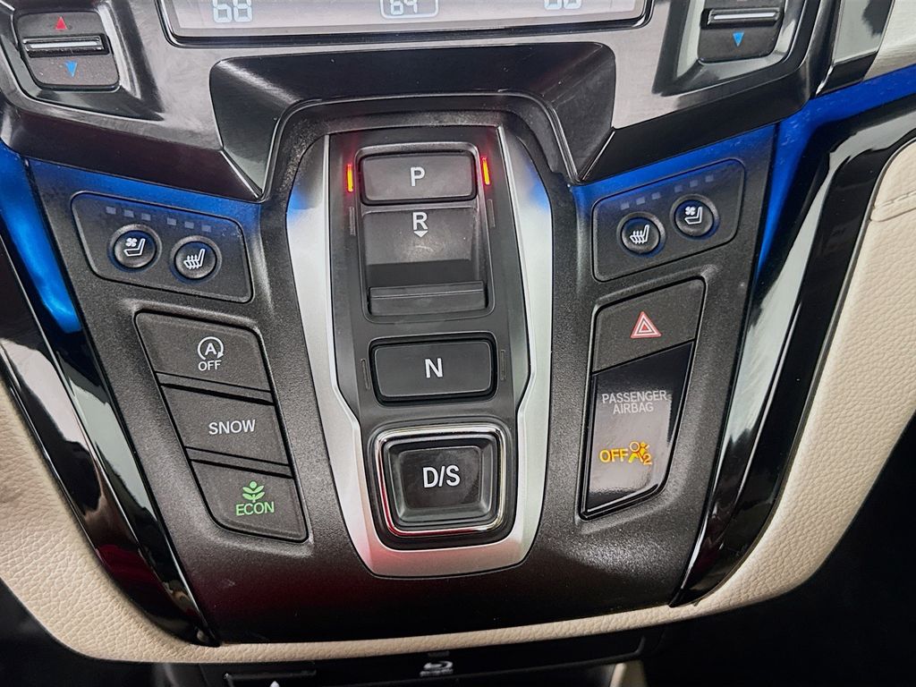 Used Car 2019 Honda Odyssey  Elite For Sale Under $30,000 In Austin, Texas