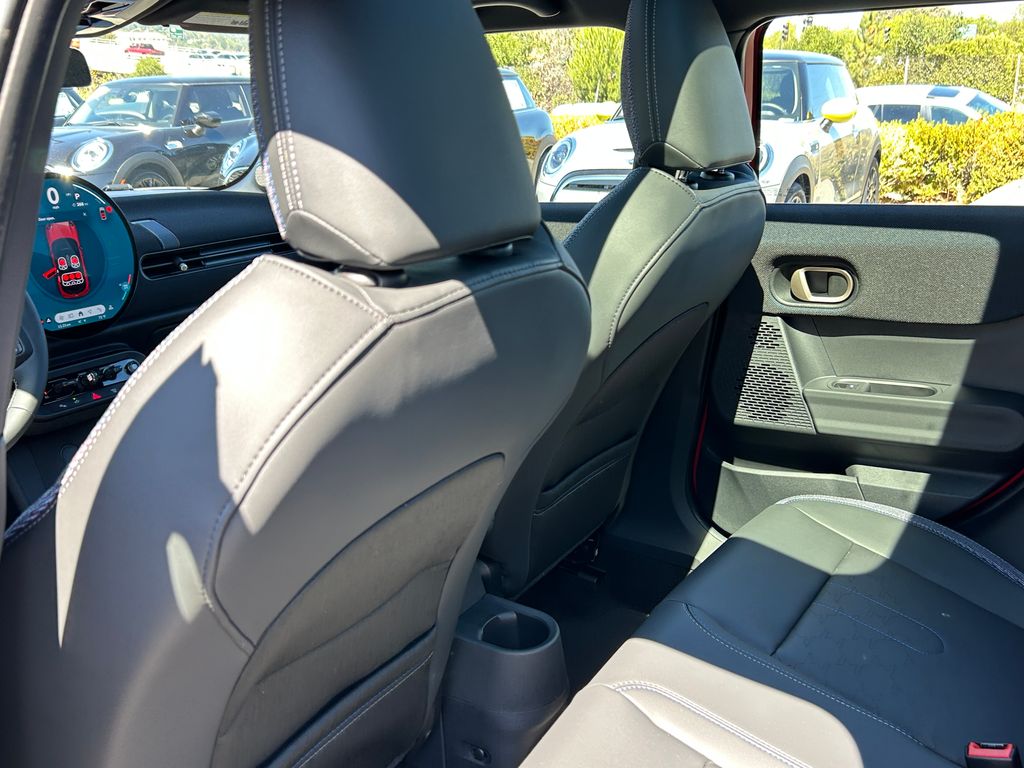 Thumbnail: 2025 MINI Cooper Hardtop - 30