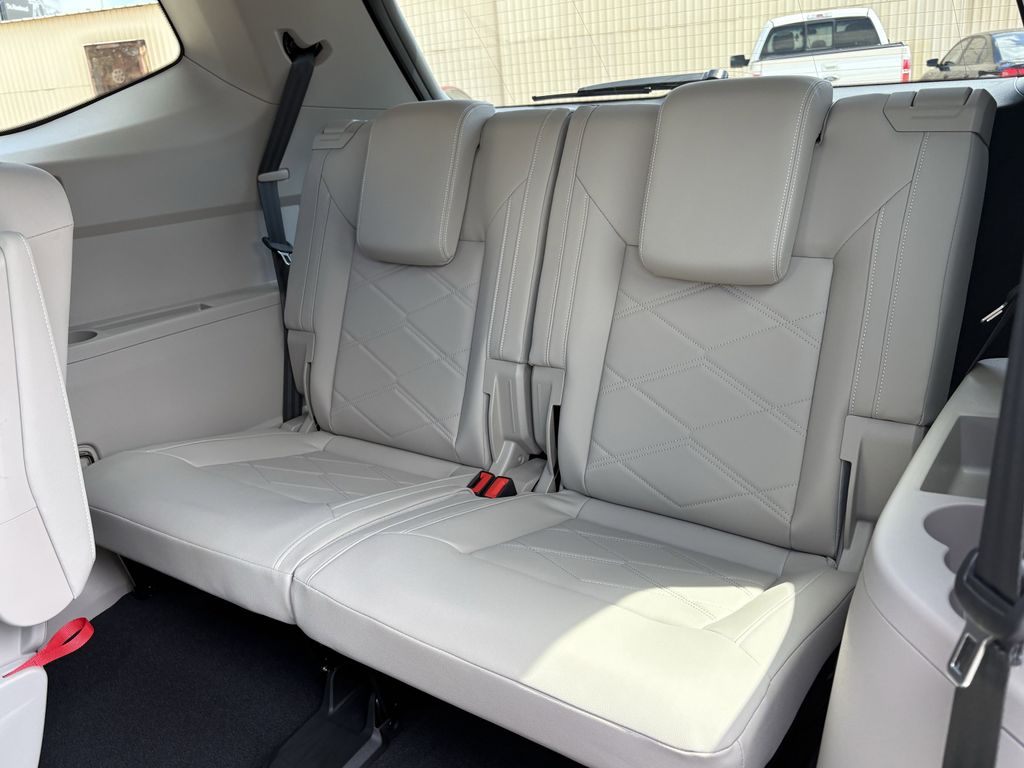 New 2026 Opal White Volkswagen 2.0T SE w/Technology image 25