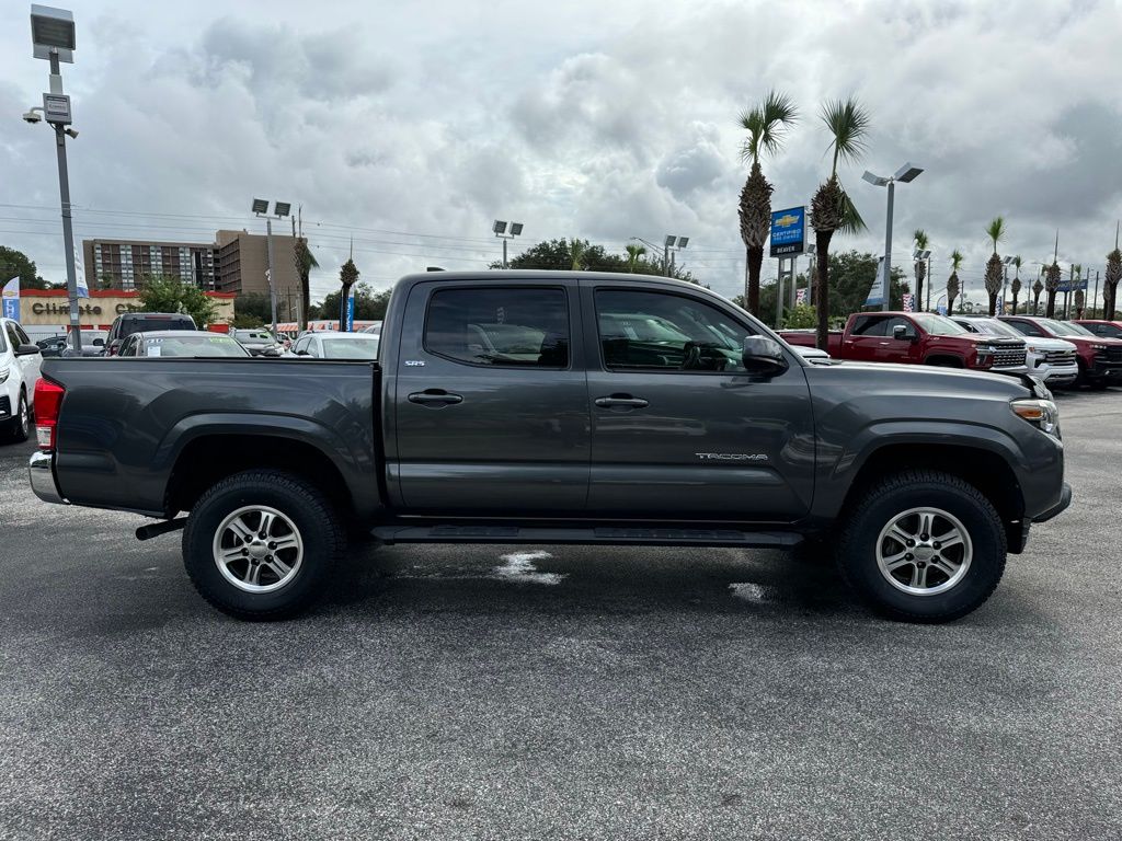 2016 Toyota Tacoma SR5 9