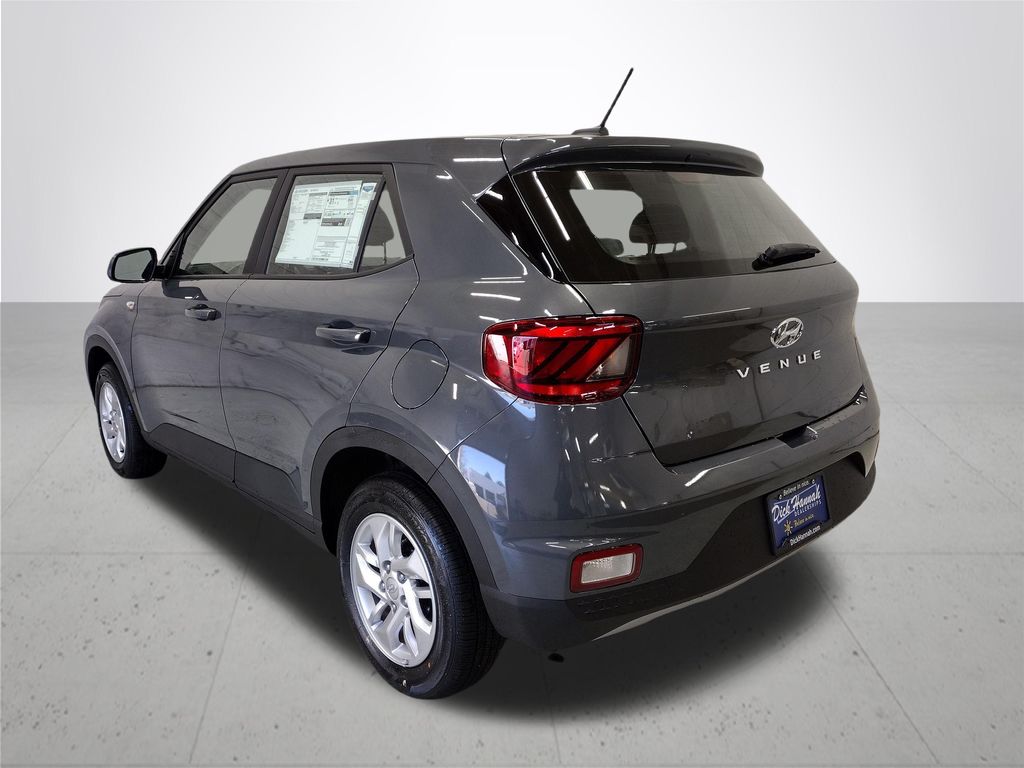 2026 Hyundai Venue SE