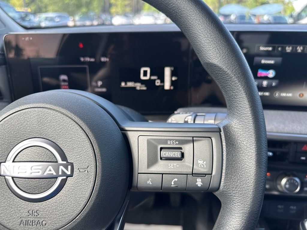 2025 Gun Metallic Nissan Kicks SV FWD SUV