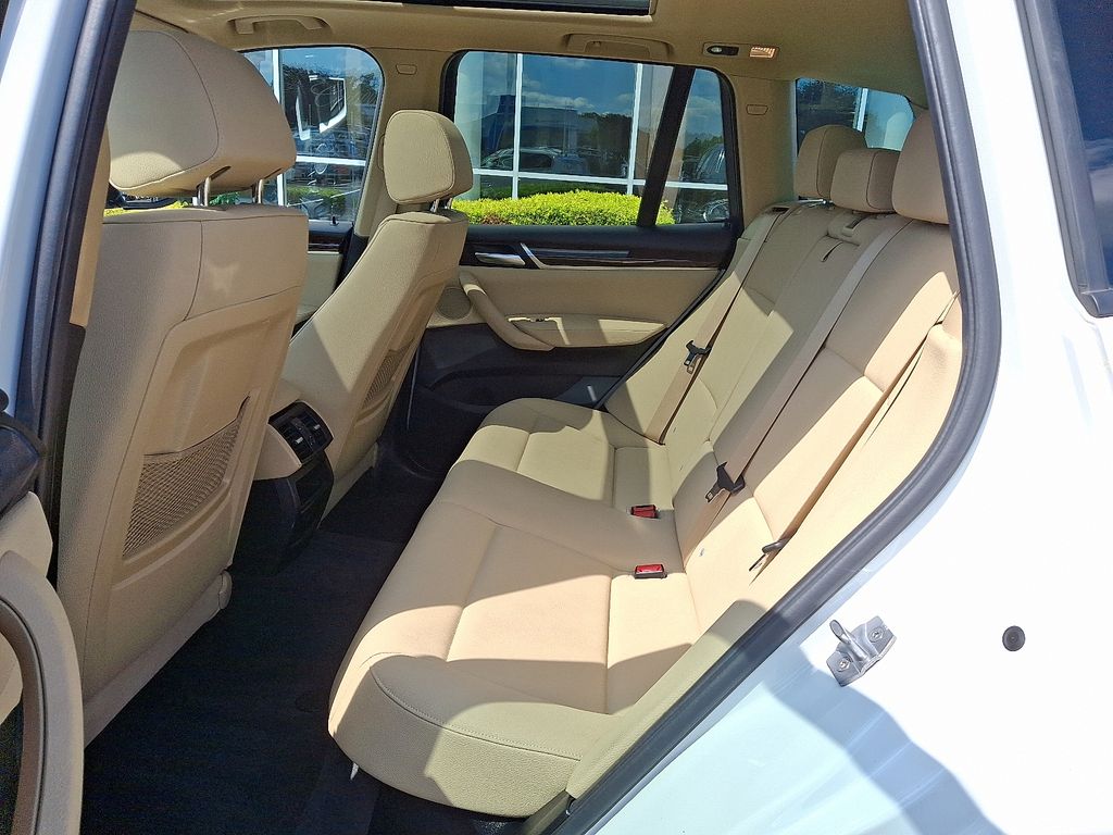 Thumbnail: 2017 BMW X3 - 10