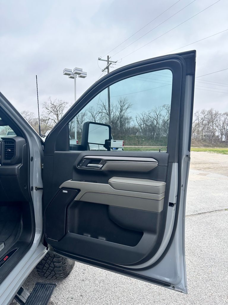 Used 2025 Chevrolet Silverado 2500HD Truck