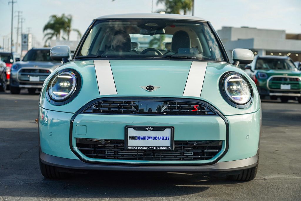 2025 MINI Cooper S  4