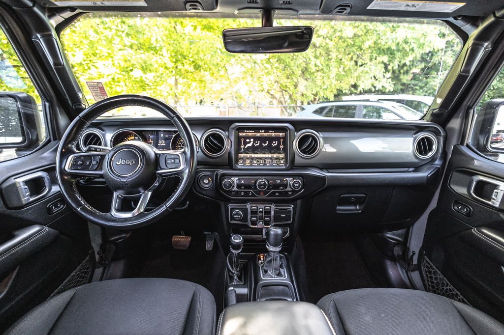 2021 Jeep Wrangler Unlimited Unlimited Sahara thumbnail 20
