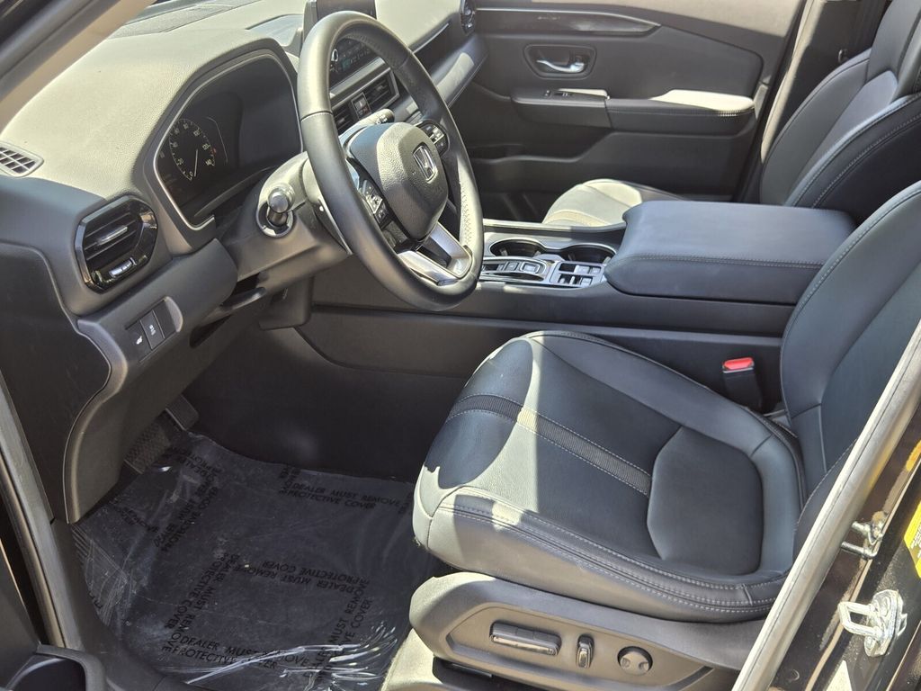 2025 Honda Pilot - $36,875