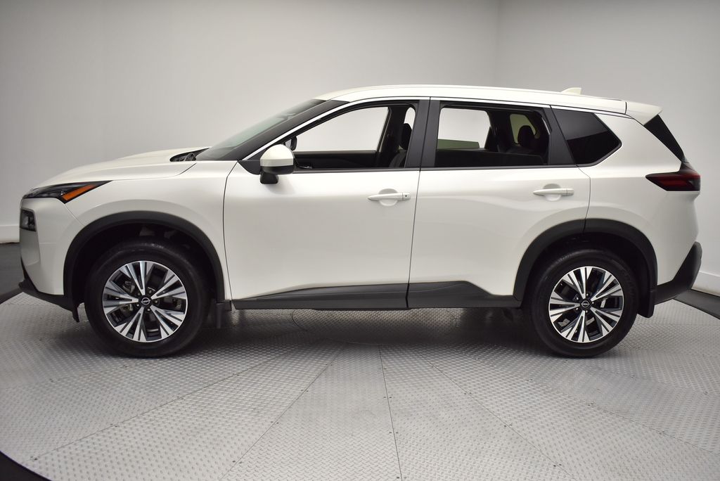 2023 Nissan Rogue SV 8