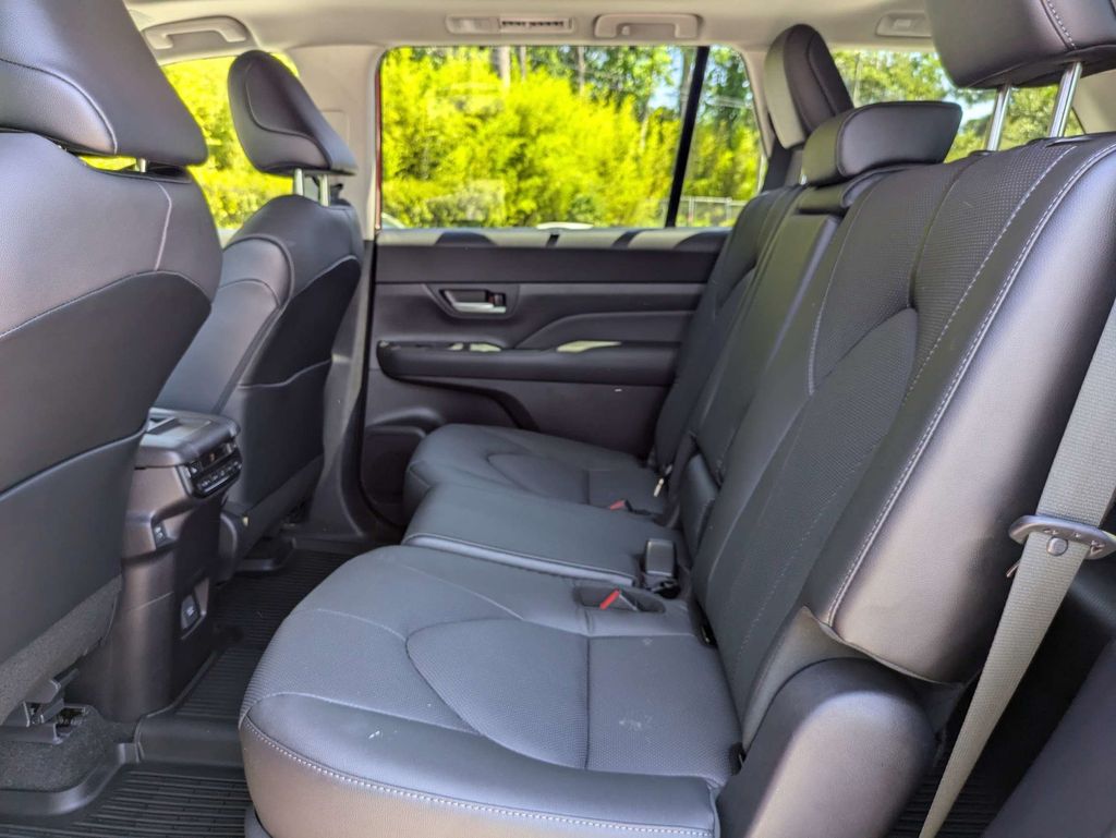 Used 2026 Toyota Grand Highlander Hybrid SUV