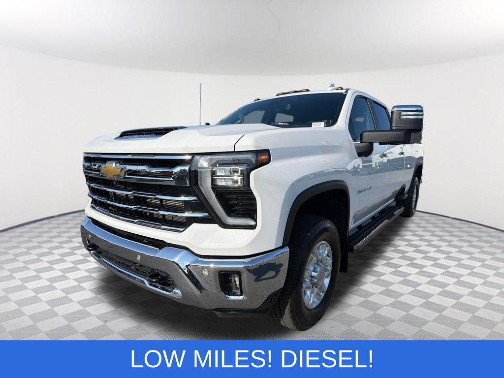 Summit White 2024 Chevrolet Silverado 3500HD LTZ Crew Cab 4WD Pickup Truck Four-Wheel Drive Automatic