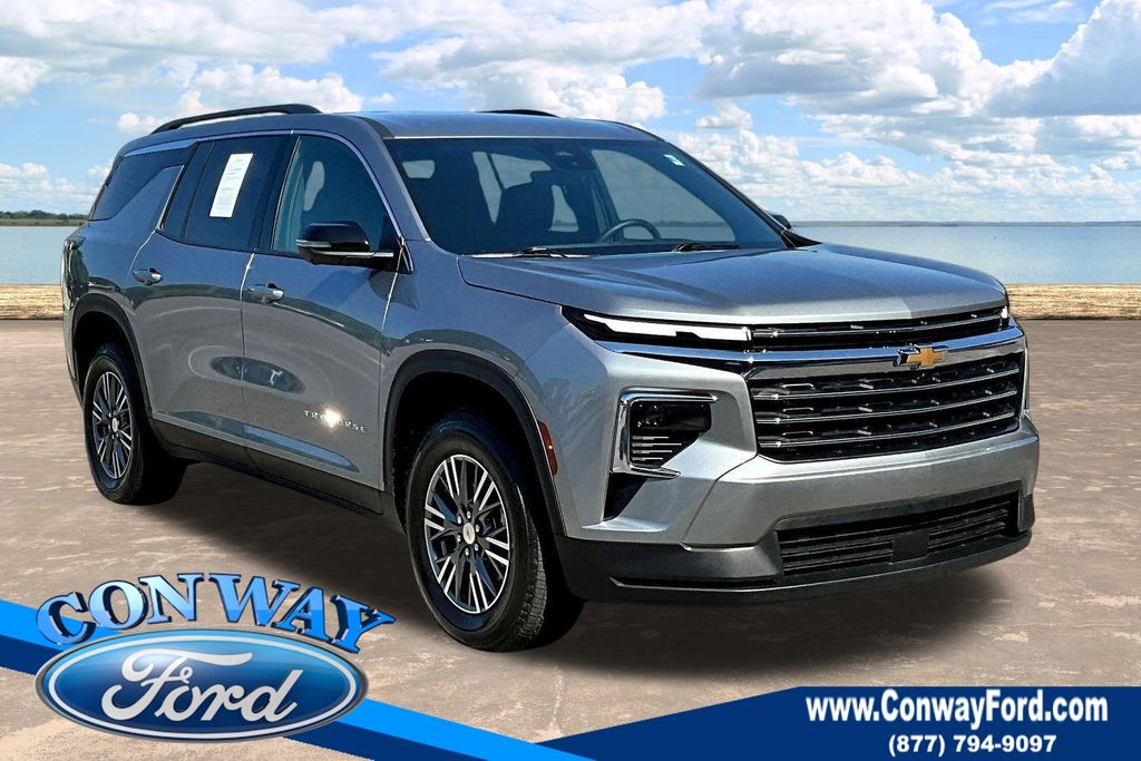 Sterling Gray Metallic 2026 Chevrolet Traverse SUV / Crossover Front-Wheel Drive 8-Speed Automatic