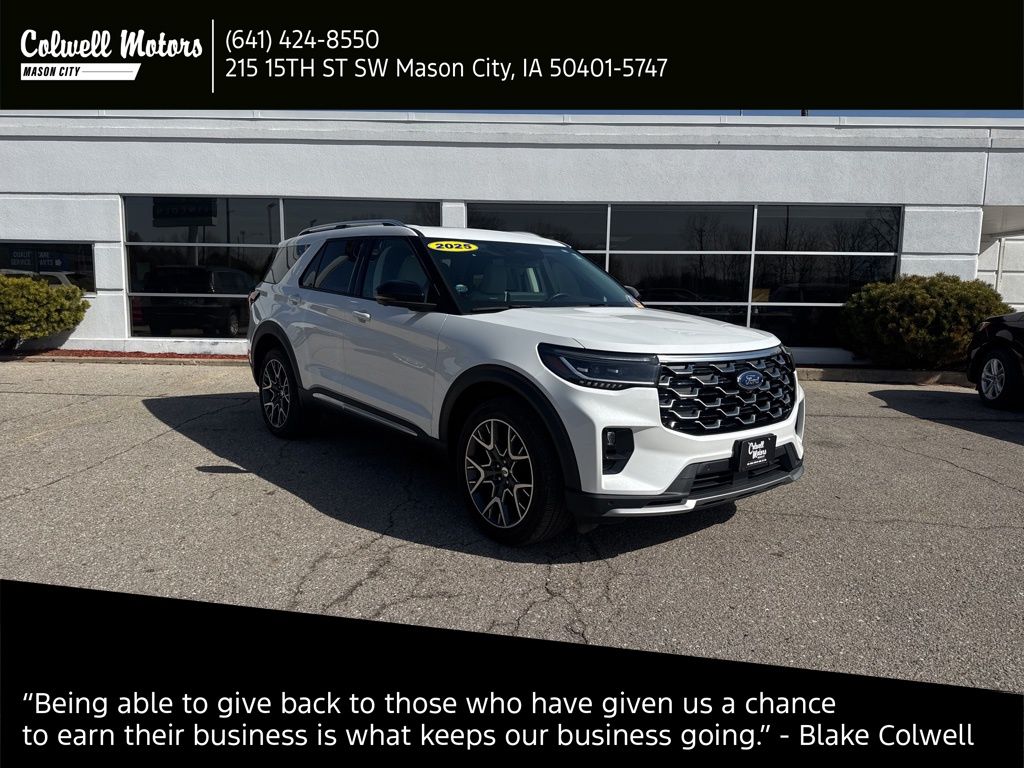 2025 Ford Explorer Platinum AWD