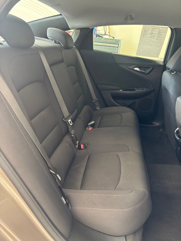 Used 2025 Chevrolet Malibu Sedan