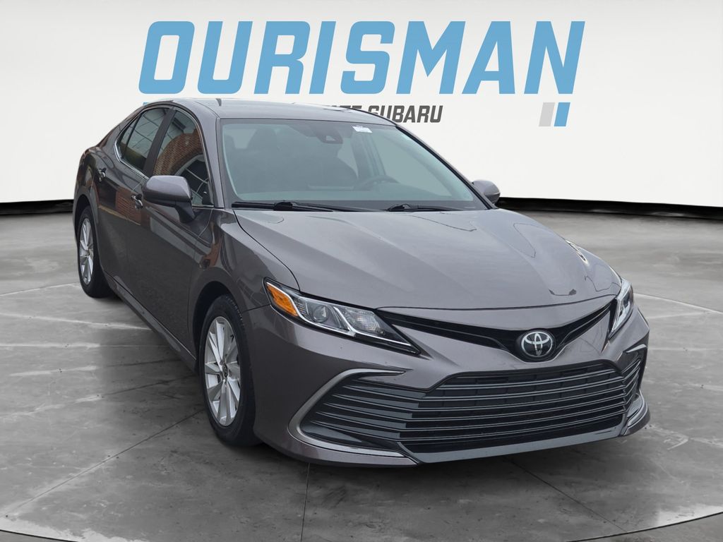 2024 Toyota Camry LE FWD