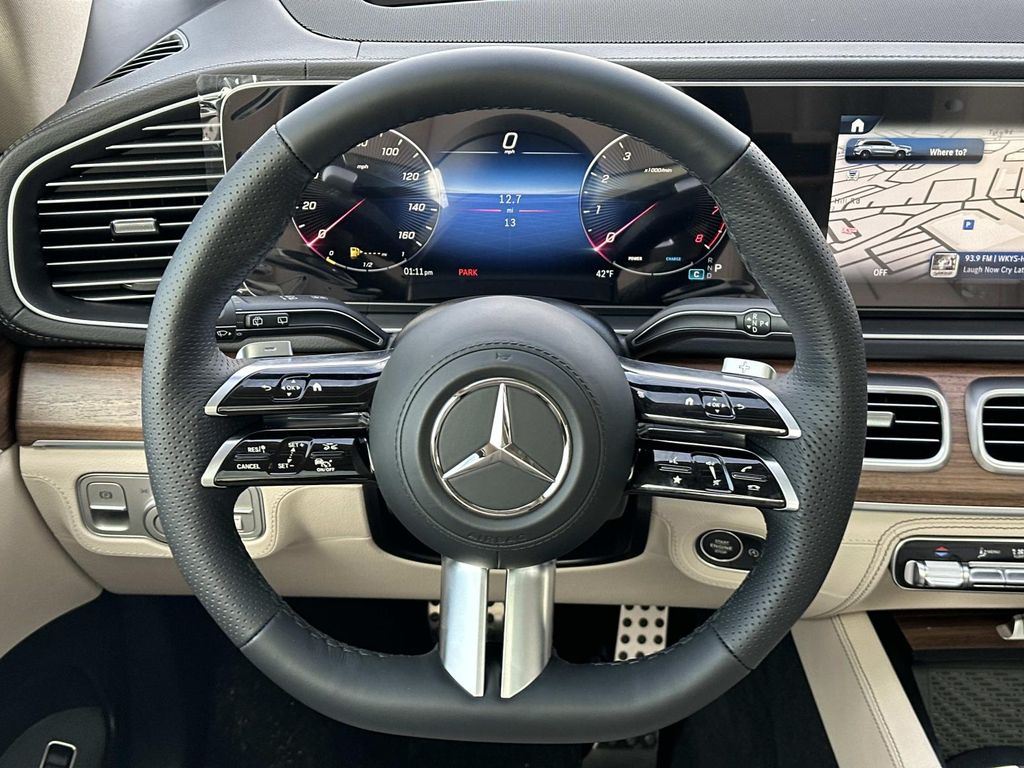 Thumbnail: 2026 Mercedes-Benz GLS - 10