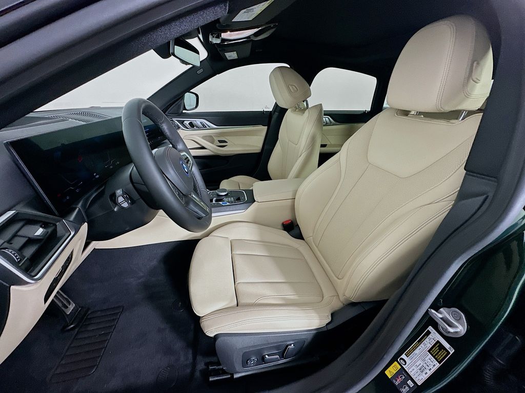 2024 BMW i4 eDrive35 21