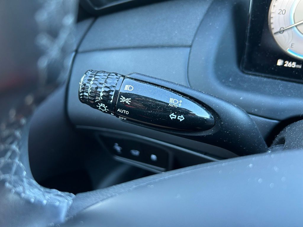 Thumbnail: 2022 Hyundai Tucson - 22