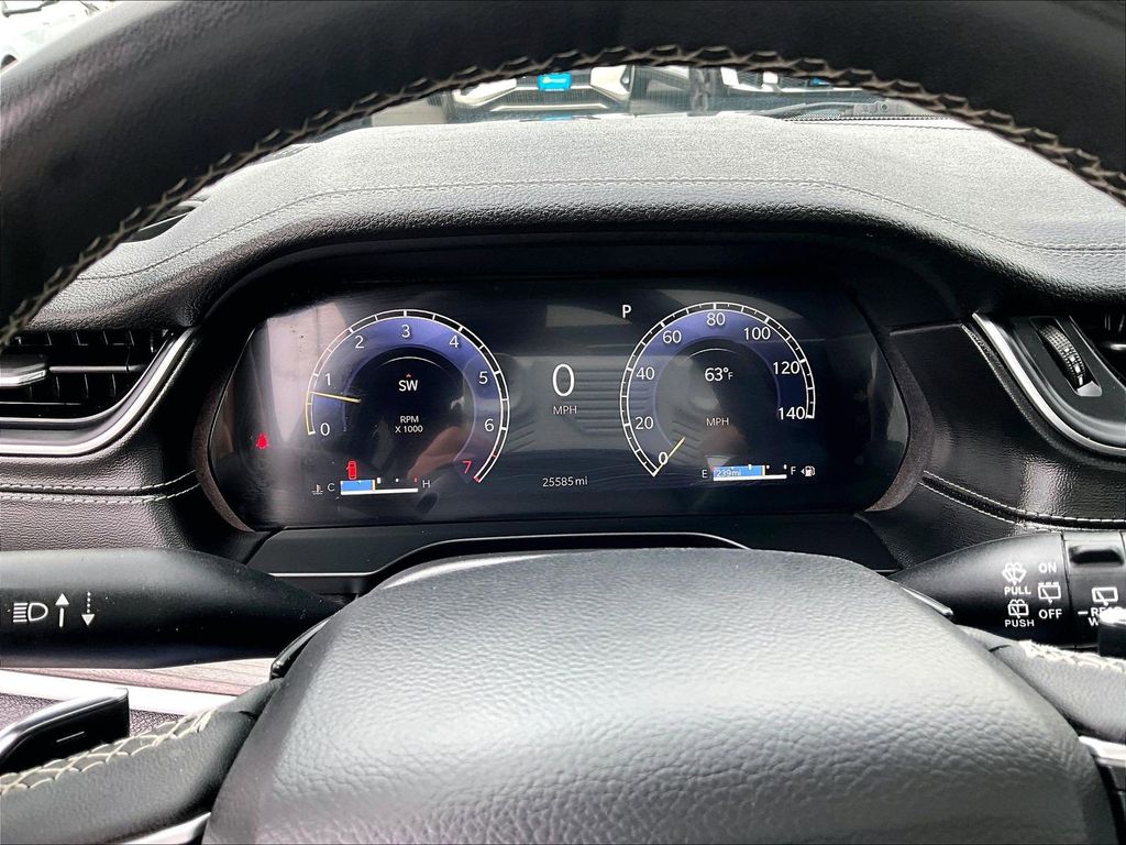2024 Jeep Grand Cherokee — photo 25
