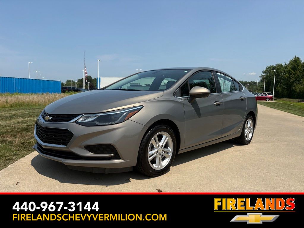 Pepperdust Metallic 2018 Chevrolet Cruze Sedan Front-Wheel Drive 6-Speed Automatic