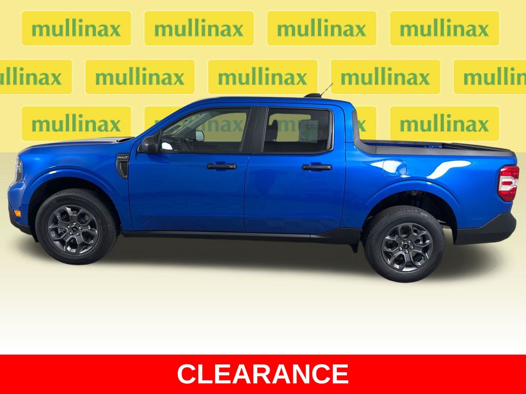 New 2026 Blue Ford XLT image 2