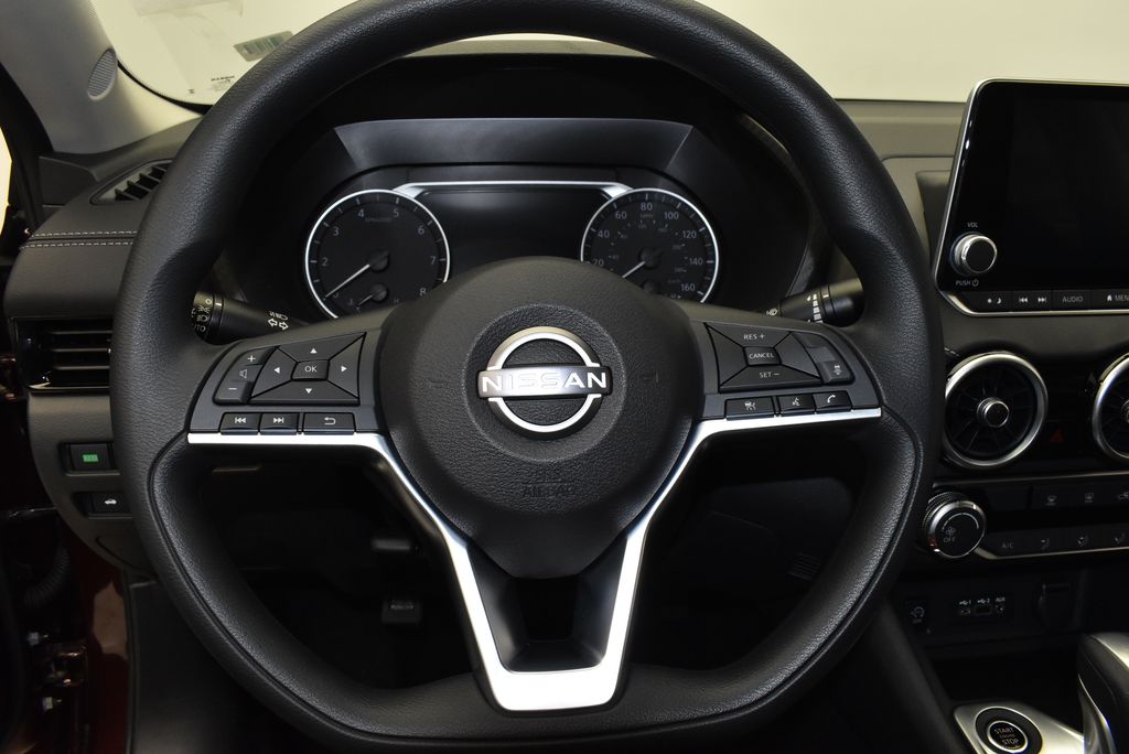 2025 Nissan Sentra SV 16