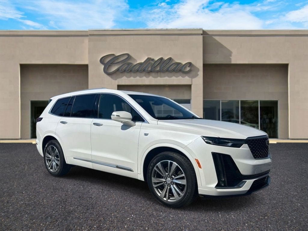 2021 Cadillac XT6 Premium Luxury FWD