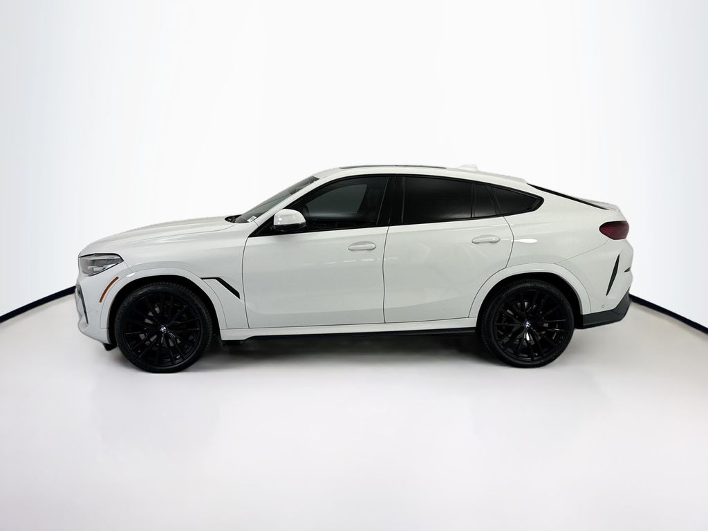 Thumbnail: 2023 BMW X6 - 8